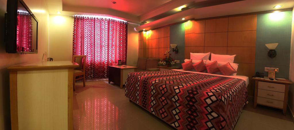 Hotel Grand International Rāipur Exteriér fotografie