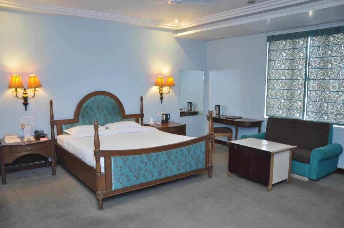 Hotel Grand International Rāipur Exteriér fotografie